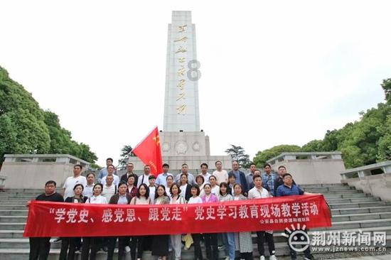如果两个是真心相爱的人.你会不顾家人反对还坚持在一起吗